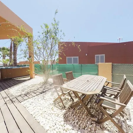 Melania Paradise - Jacuzzi, Private Pool, Gym, Minigolf, Chill Terrace, 4 Bedrooms * Caleta De Fuste