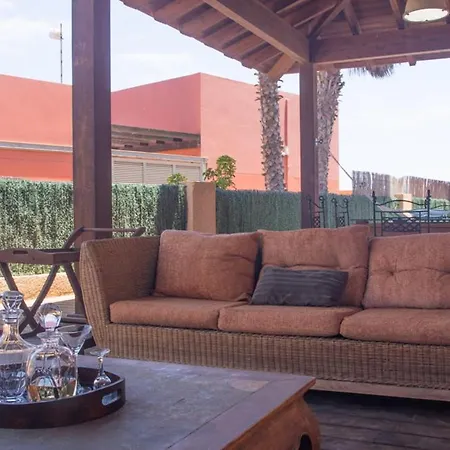 Melania Paradise - Jacuzzi, Private Pool, Gym, Minigolf, Chill Terrace, 4 Bedrooms