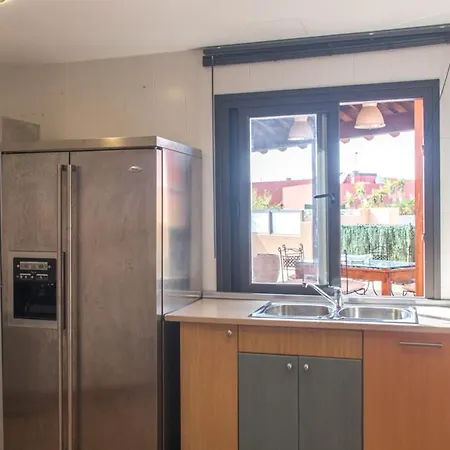 Vila Melania Paradise - Jacuzzi, Private Pool, Gym, Minigolf, Chill Terrace, 4 Bedrooms *