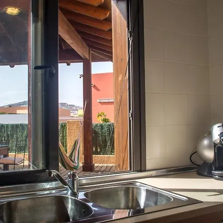 Melania Paradise - Jacuzzi, Private Pool, Gym, Minigolf, Chill Terrace, 4 Bedrooms Vila Caleta De Fuste