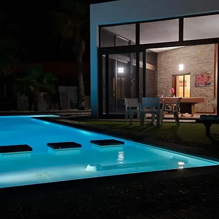 Melania Paradise - Jacuzzi, Private Pool, Gym, Minigolf, Chill Terrace, 4 Bedrooms Villa